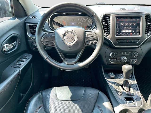 Used 2019 Jeep Cherokee Trailhawk image 23