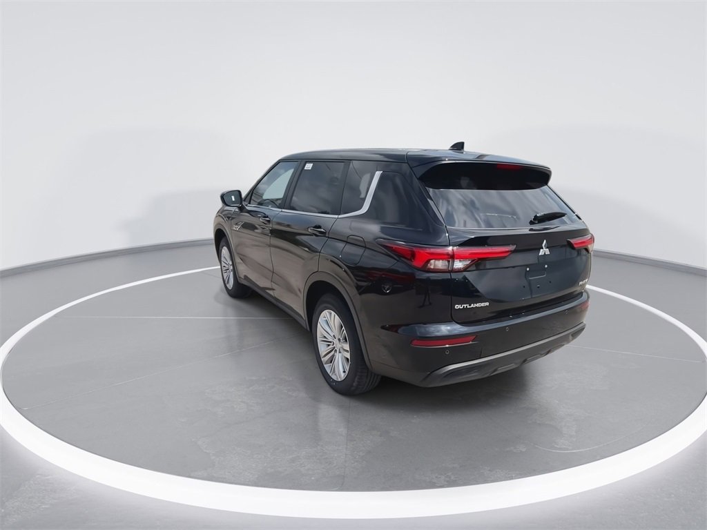 New 2025 Mitsubishi Outlander ES image 6