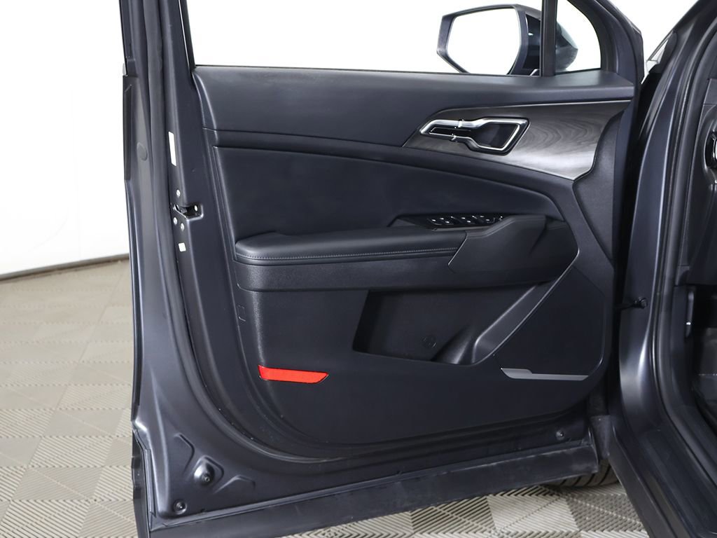 Used 2023 Kia Sportage X-Line AWD/4WD image 25