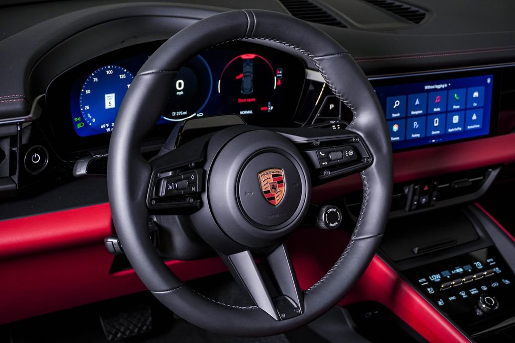 New 2026 Porsche Macan 4 Electric AWD/4WD image 18