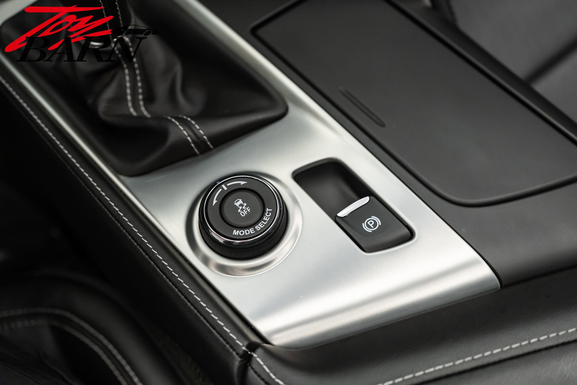 Used 2014 Chevrolet Corvette Z51 w/ 2LT Preferred Equipment Group image 50