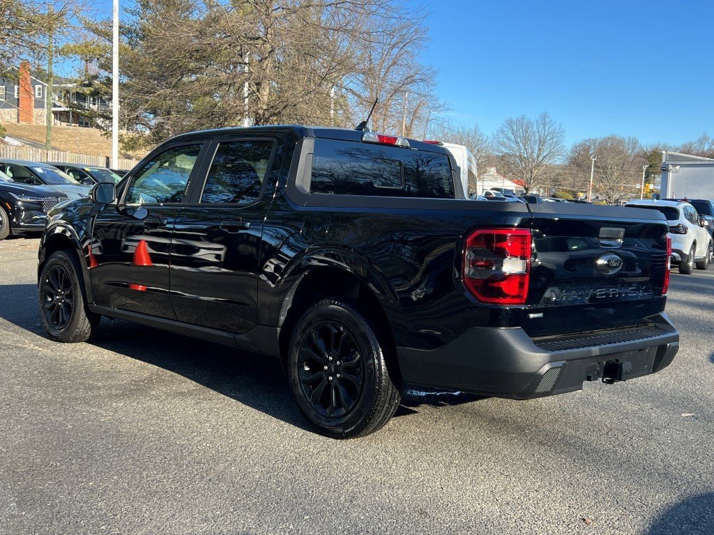 Used 2023 Ford Maverick Lariat w/ Lariat Luxury Package image 4