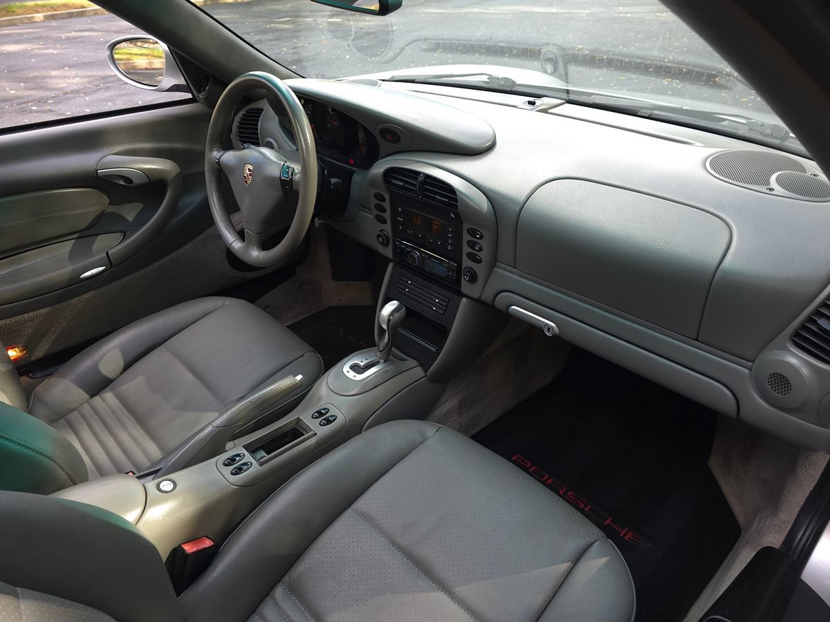Used 2004 Porsche 911 Carrera 4S AWD/4WD image 16