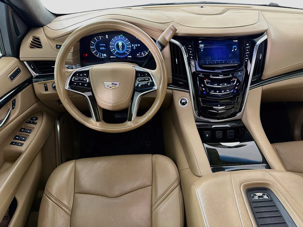 Used 2019 Cadillac Escalade Platinum AWD/4WD image 26