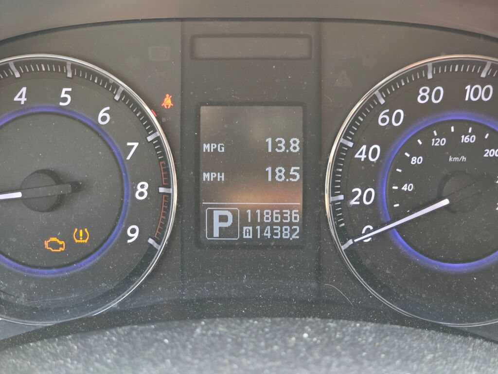Used 2014 INFINITI QX70 AWD image 27