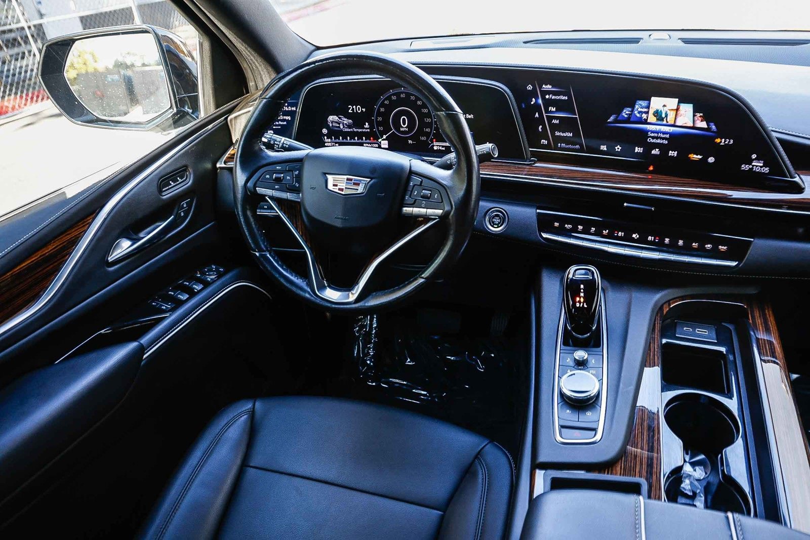 Used 2022 Cadillac Escalade ESV Luxury image 14