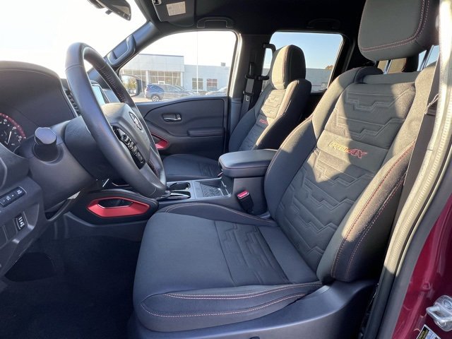 Used 2023 Nissan Frontier PRO-4X w/ Pro Convenience Package image 11