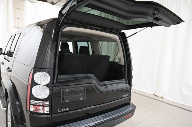 Used 2016 Land Rover LR4 HSE Silver Edition image 23