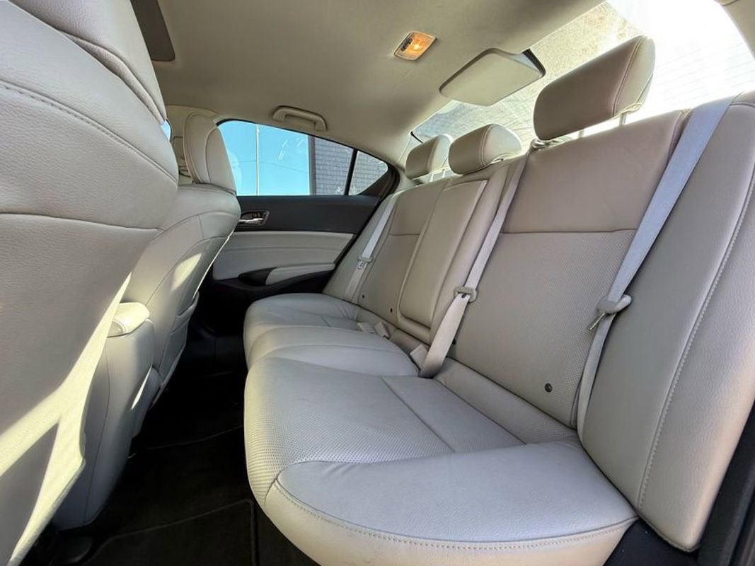 Used 2016 Acura ILX w/ Technology Plus Package image 33