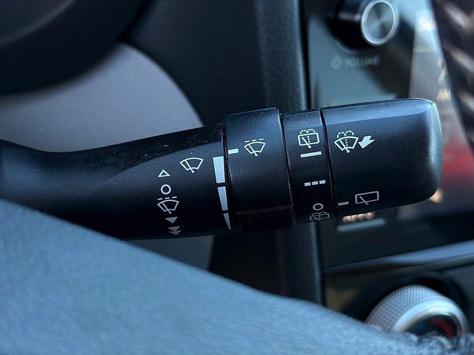 Used 2018 Subaru Forester 2.5i Limited image 18