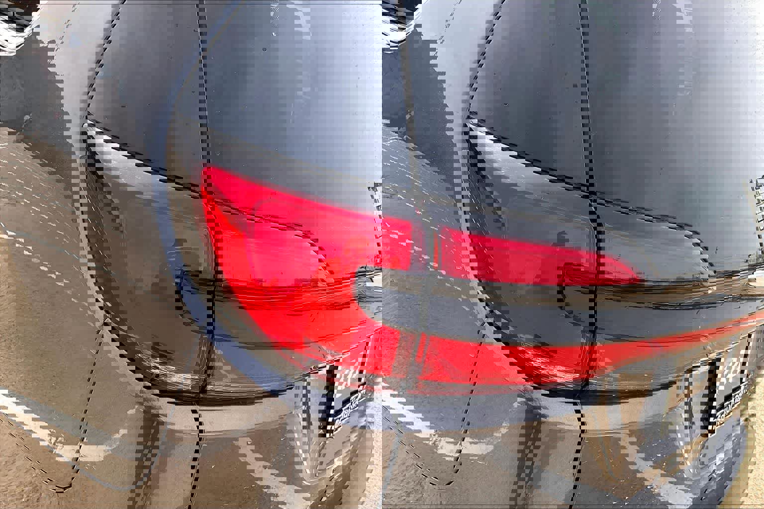 Used 2023 Chrysler Pacifica Touring-L image 31