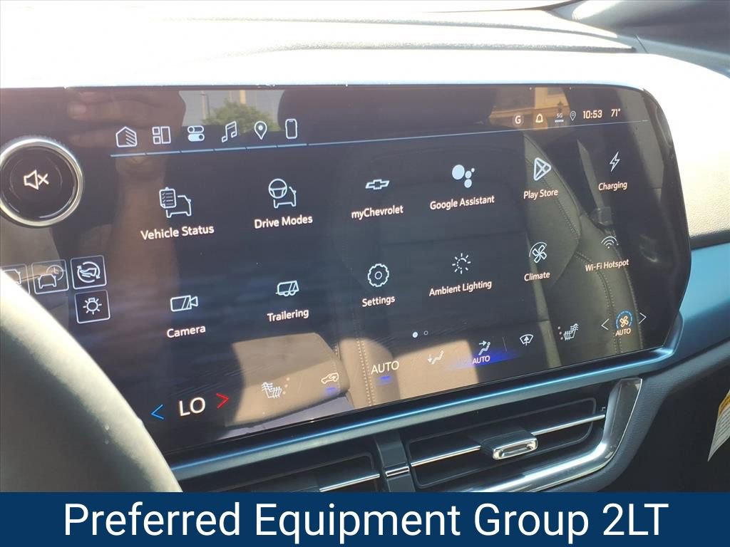 New 2026 Chevrolet Equinox EV LT AWD/4WD image 3