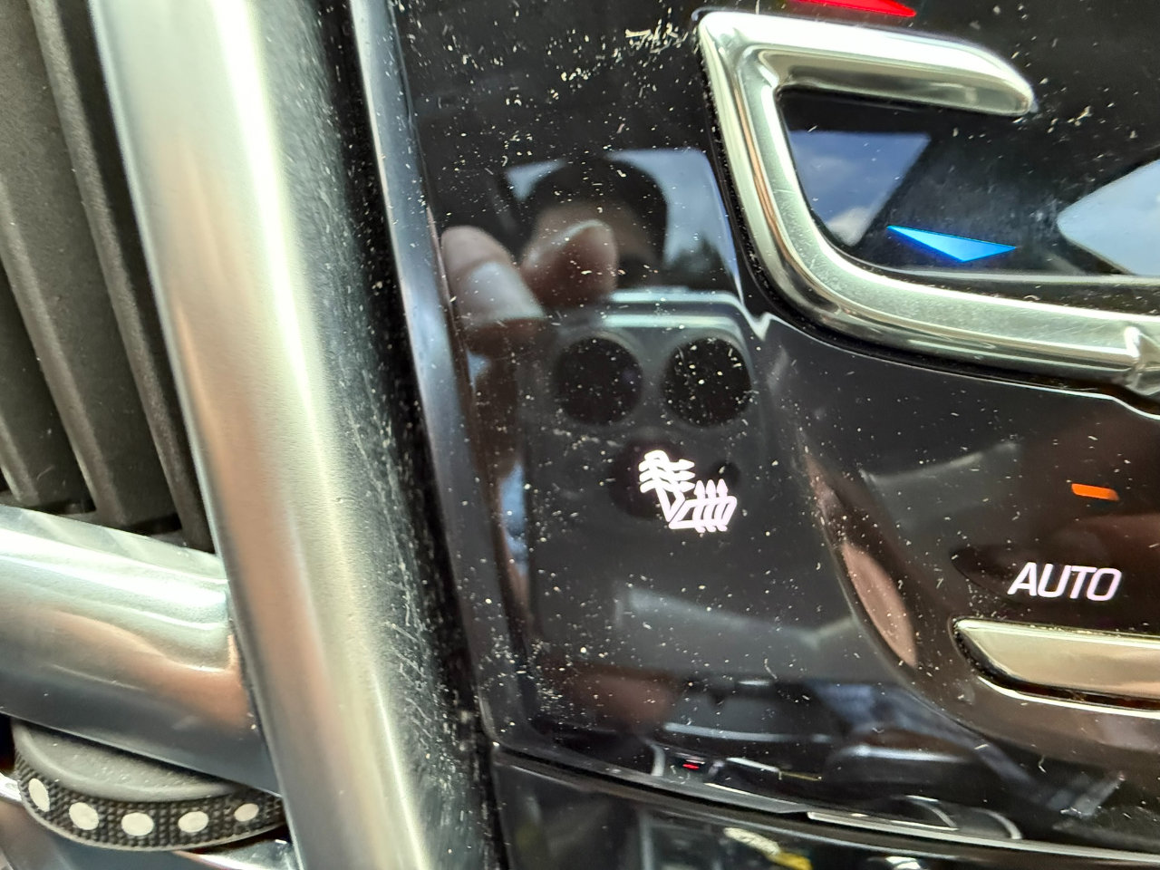 Used 2016 Cadillac SRX Luxury image 23