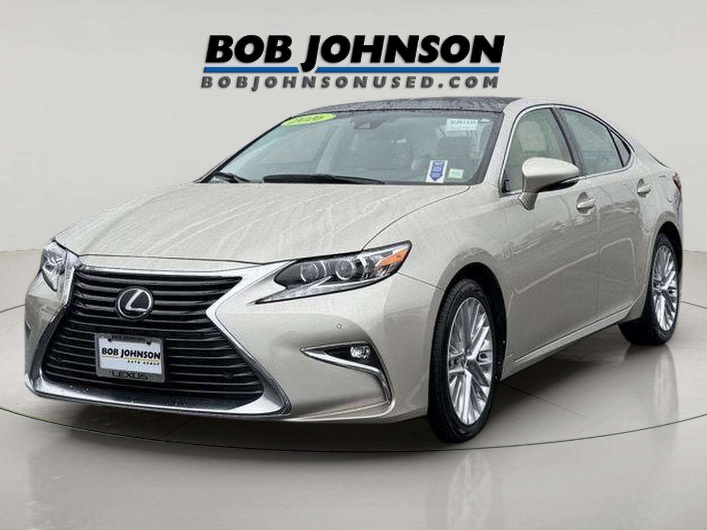 Used 2016 Lexus ES 350 w/ Luxury Package w/Wood Trim FWD image 5