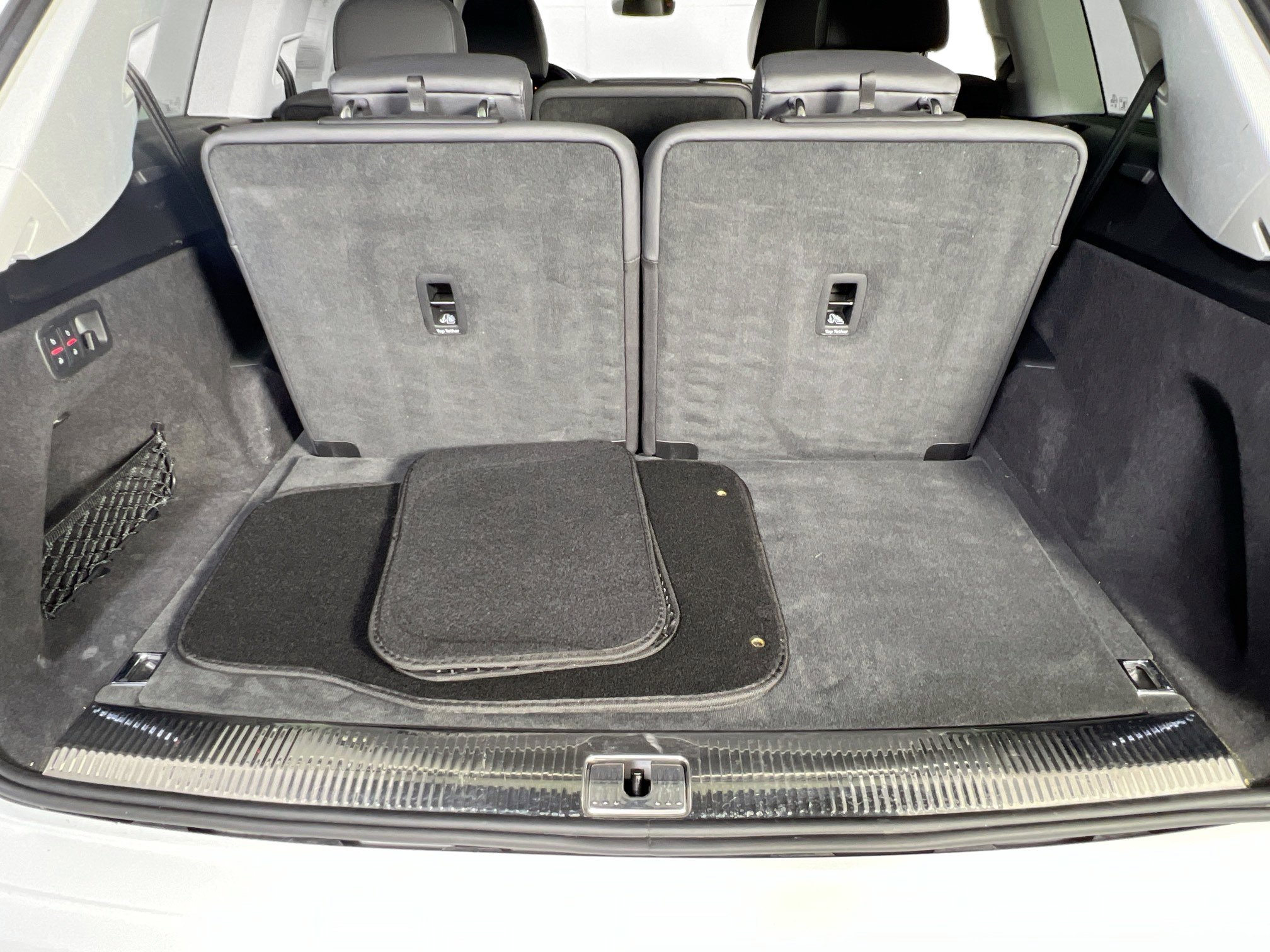 Used 2022 Audi Q7 Premium Plus w/ Premium Plus Package image 26