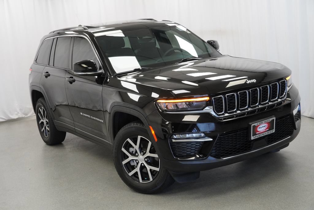 Certified 2024 Jeep Grand Cherokee Limited AWD/4WD image 15