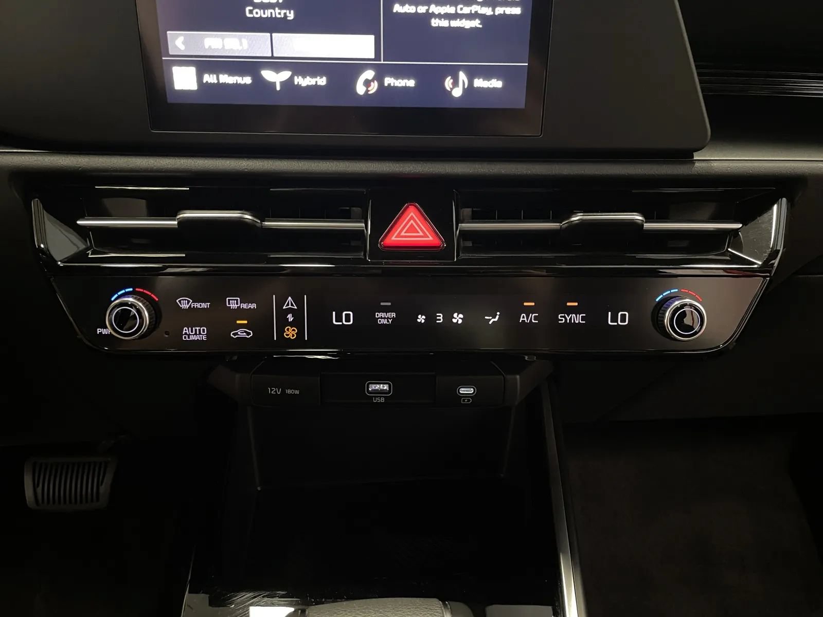 Used 2026 Kia Niro LX FWD image 30