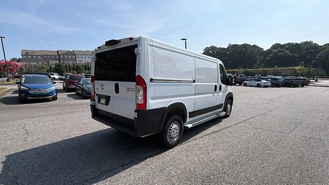 Used 2025 RAM ProMaster 2500 w/ U-Haul Equipment Group FWD image 8