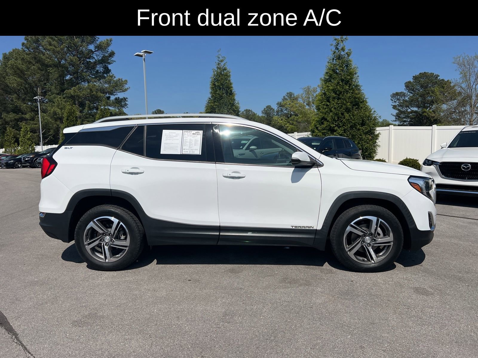 Used 2021 GMC Terrain SLT AWD/4WD image 4