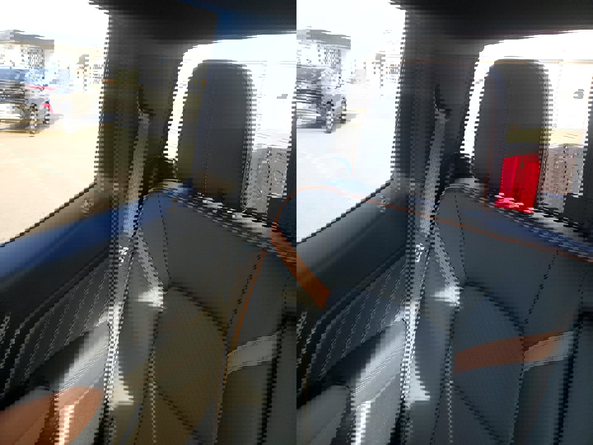 Used 2025 GMC Canyon AT4 w/ Technology Plus Package image 13