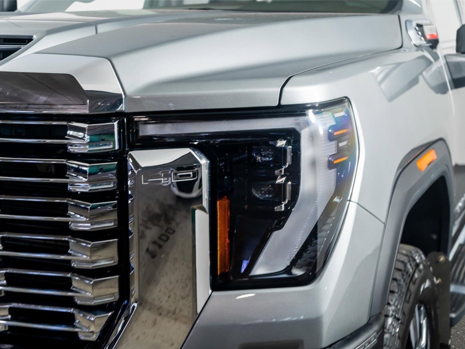 Used 2025 GMC Sierra 3500 Denali w/ Denali Reserve Package image 22