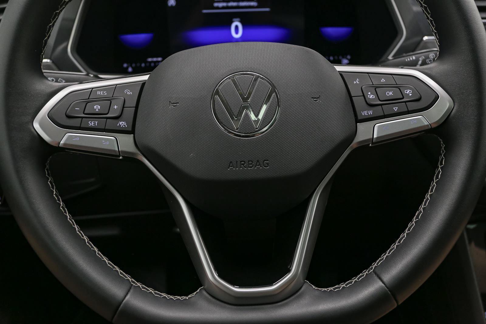 Certified 2023 Volkswagen Tiguan SE AWD/4WD image 40