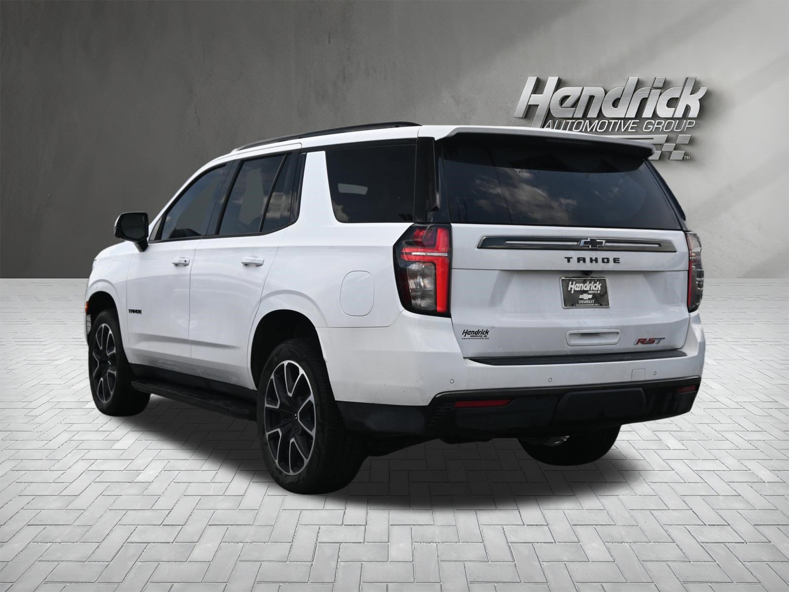 Used 2022 Chevrolet Tahoe RST w/ Luxury Package AWD/4WD image 10
