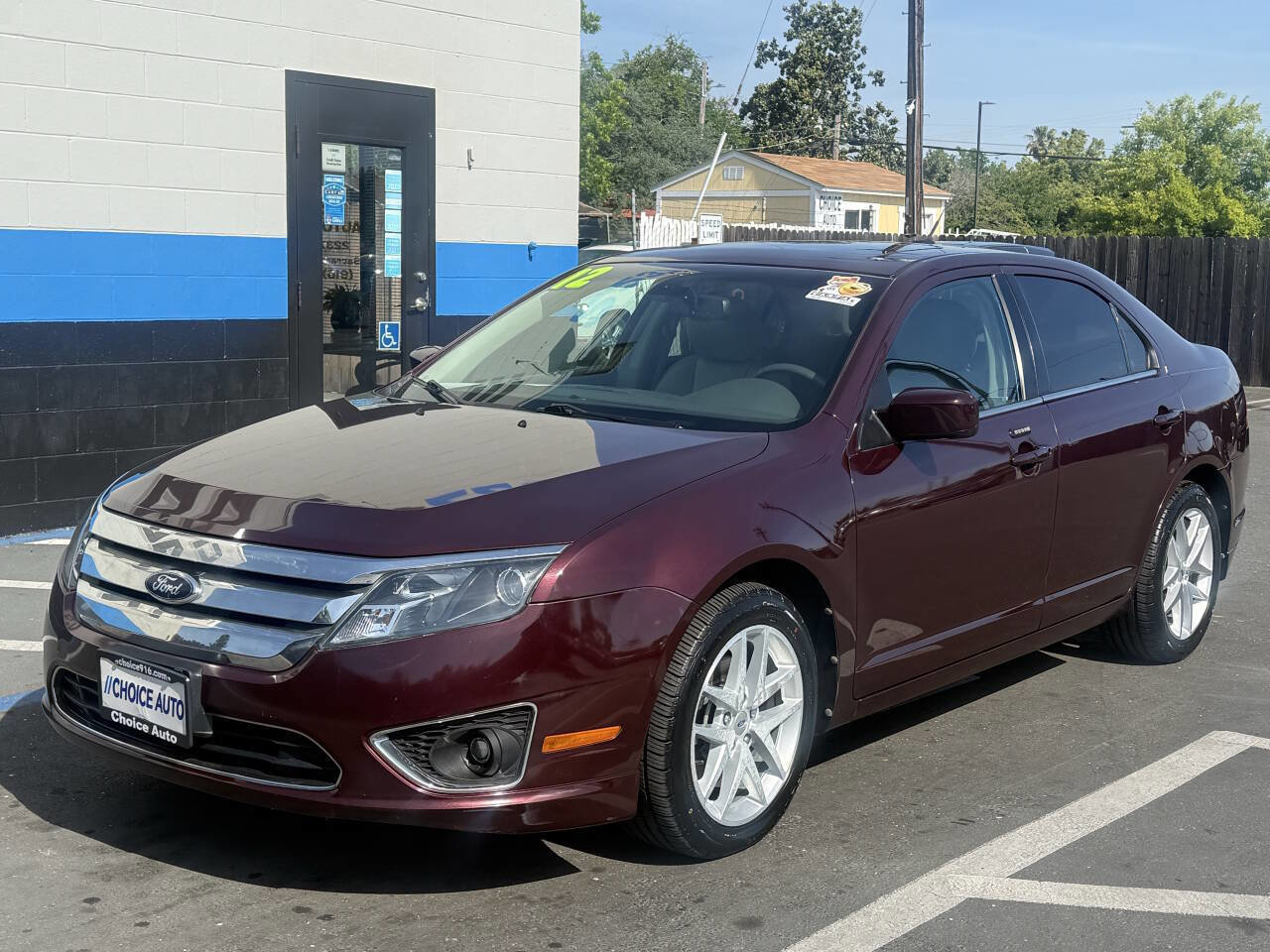 Used 2012 Ford Fusion SEL FWD image 2