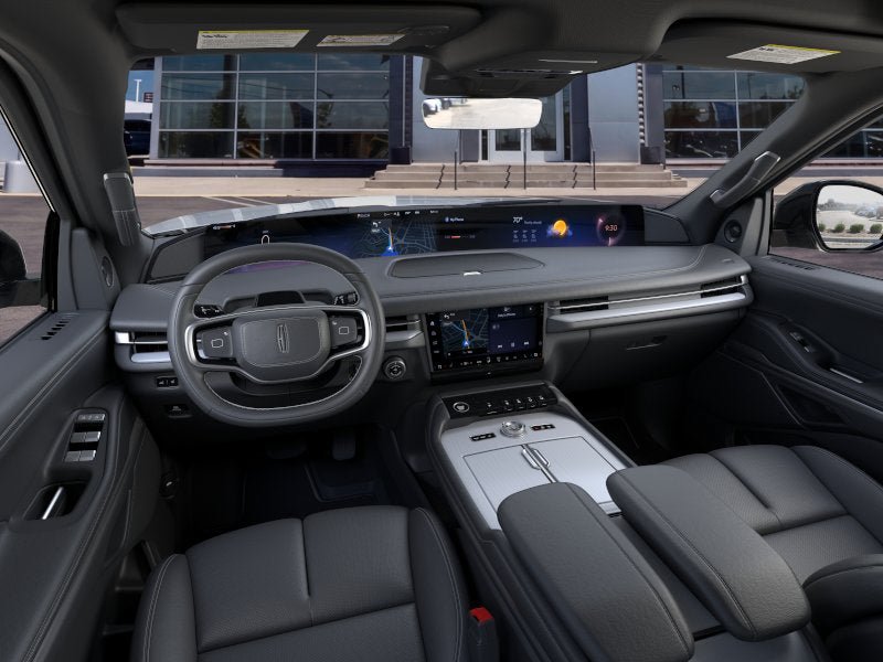 New 2026 Lincoln Navigator Reserve w/ Jet Appearance Package AWD/4WD image 9
