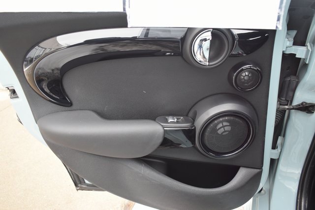 Used 2019 MINI Cooper S image 36