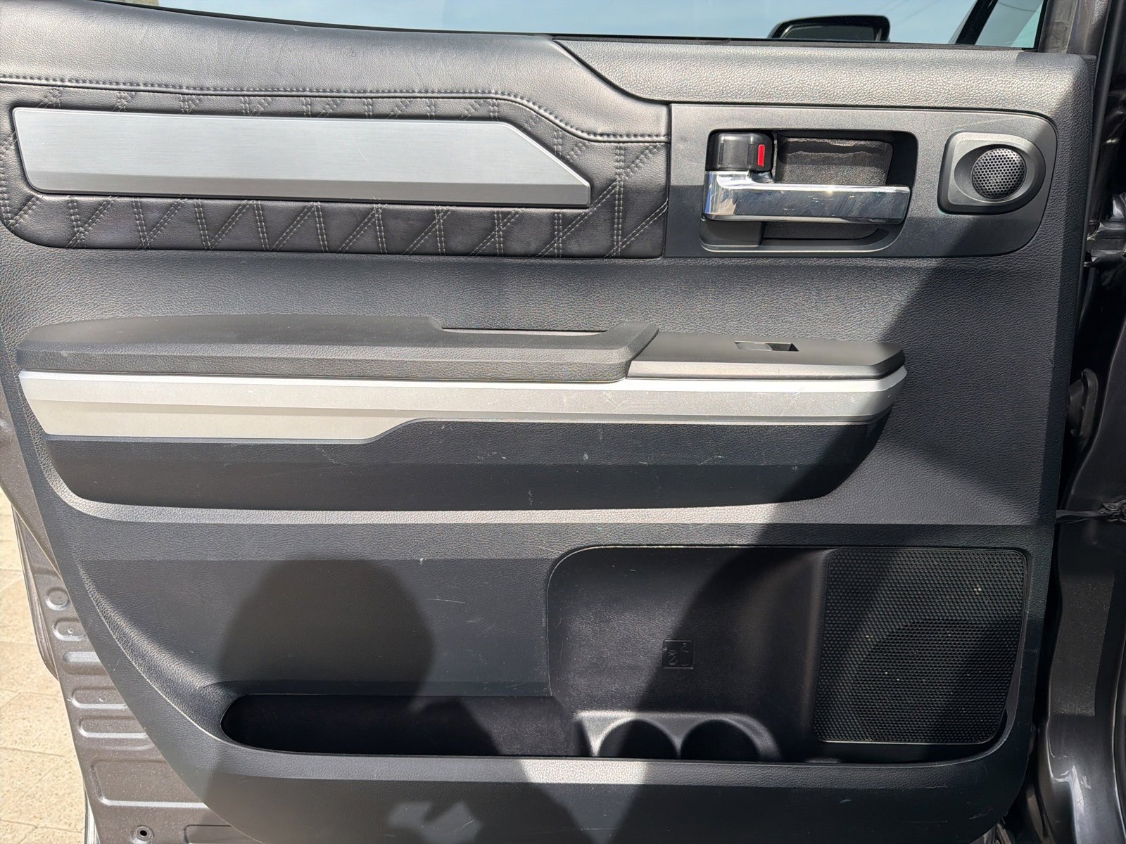 Used 2014 Toyota Tundra Platinum image 77