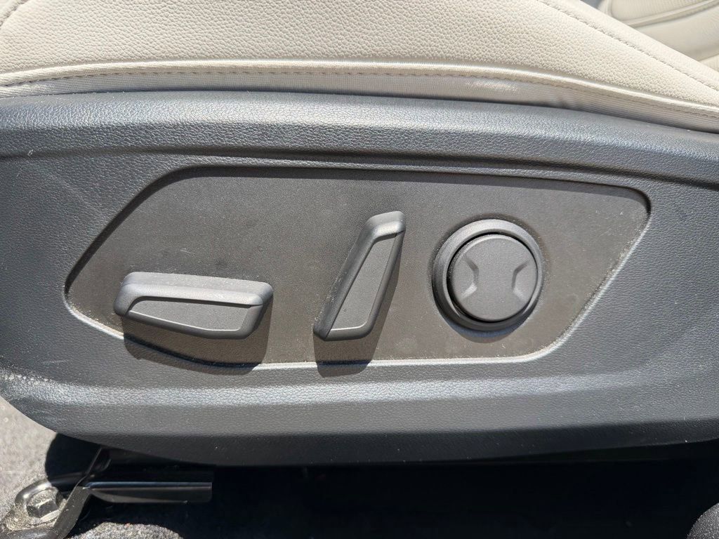 Used 2025 Hyundai Tucson SEL FWD image 8
