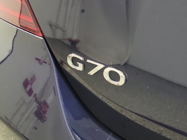 Used 2023 Genesis G70 2.0T RWD image 6