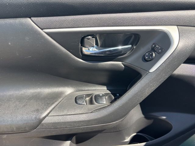 Used 2018 Nissan Altima 2.5 S w/ S Convenience Package FWD image 12