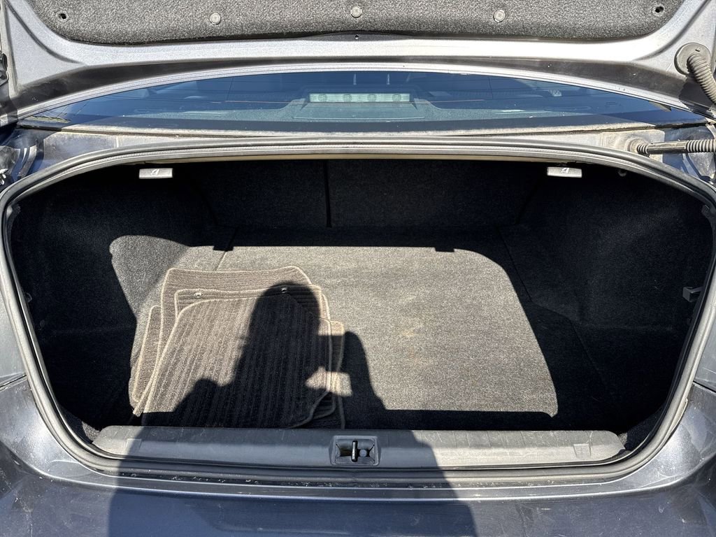 Used 2011 Subaru Legacy 2.5i Premium w/ All-Weather Pkg image 19