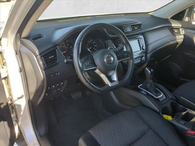 Used 2019 Nissan Rogue SV w/ Premium Package FWD image 10