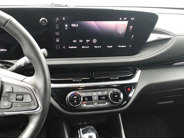 Used 2024 Buick Envista Sport Touring w/ Convenience I Package image 33