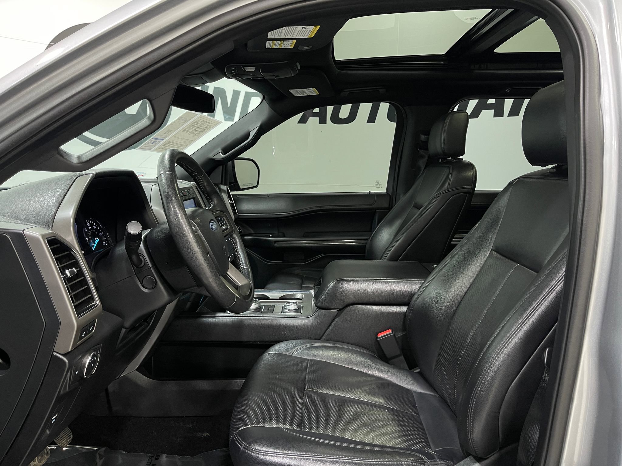 Used 2020 Ford Expedition XLT w/ Equipment Group 202A image 14