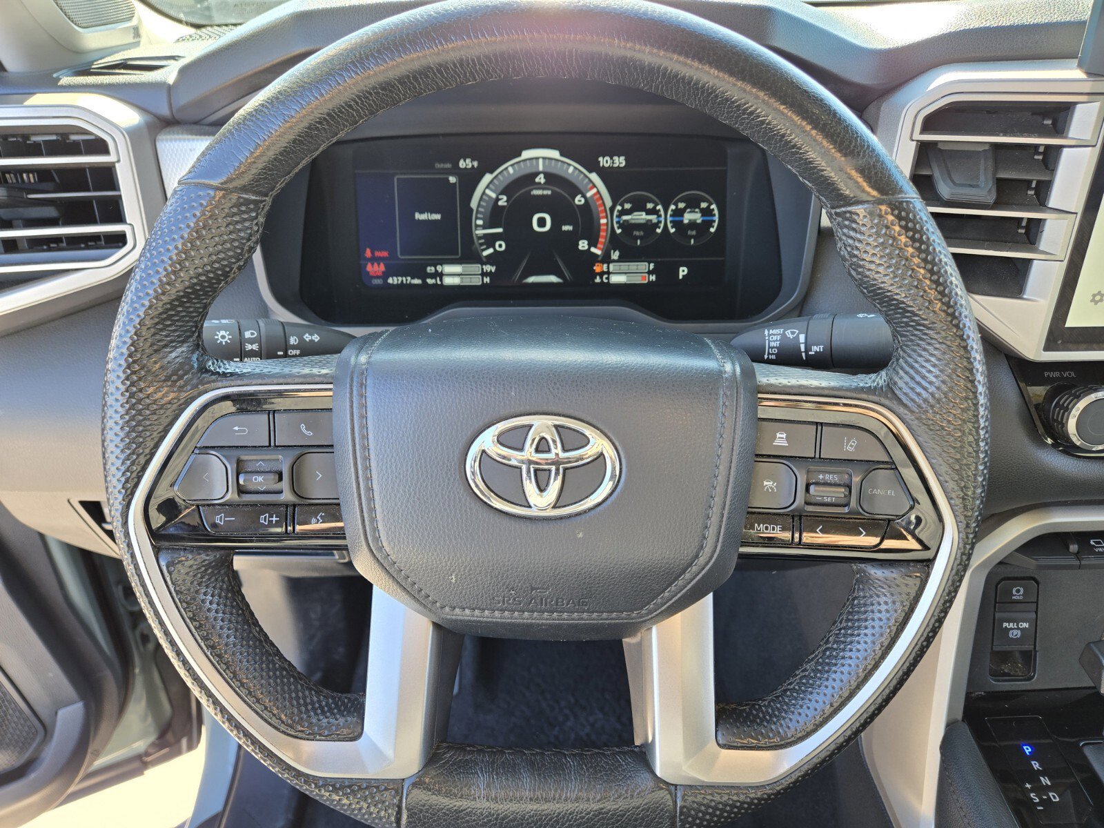 Used 2024 Toyota Tundra Limited image 18