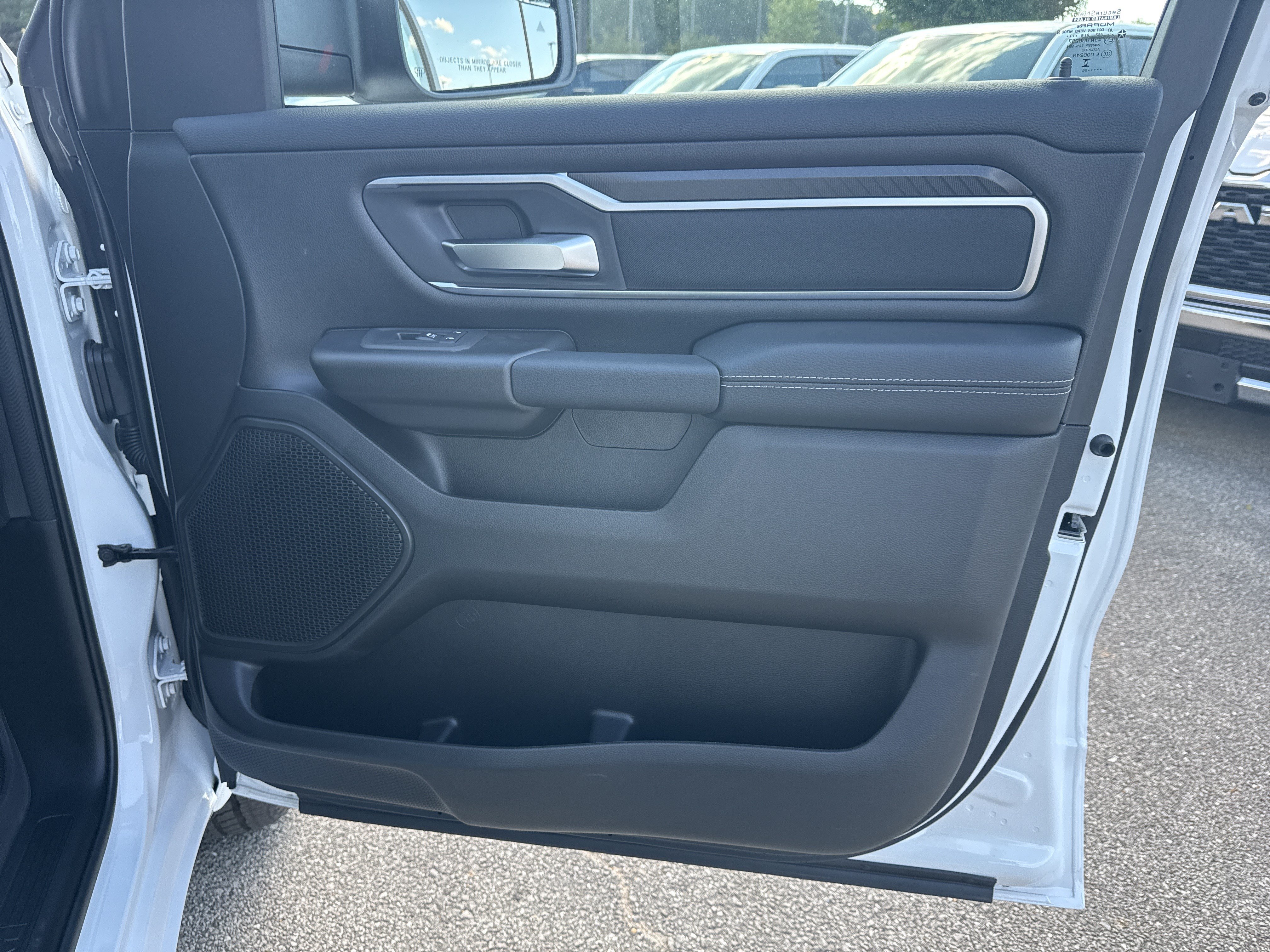 New 2026 RAM 1500 Big Horn AWD/4WD image 15