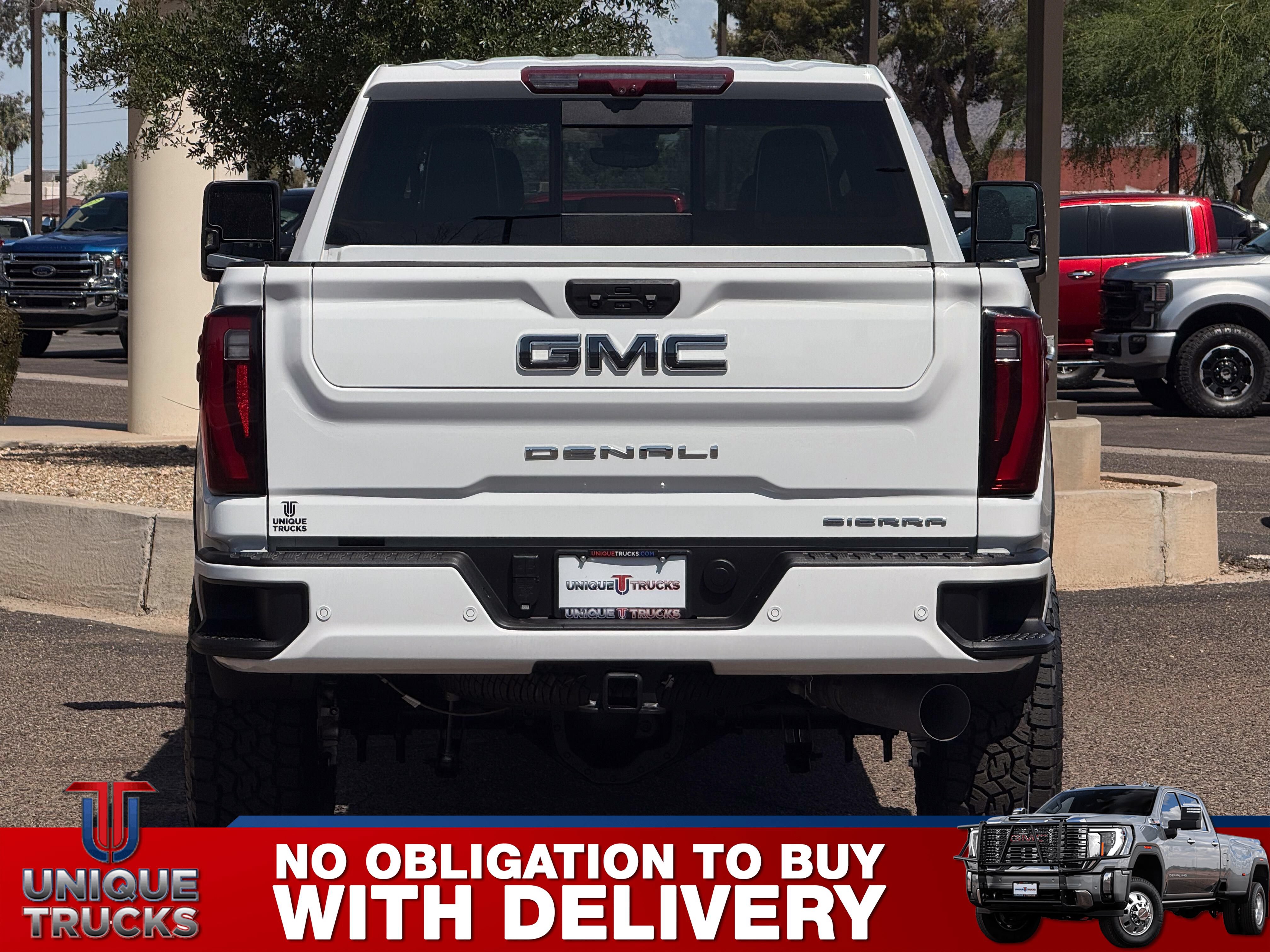 Used 2024 GMC Sierra 3500 Denali Ultimate AWD/4WD image 7