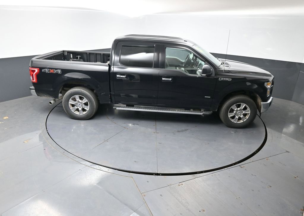 Used 2017 Ford F150 XLT w/ Equipment Group 302A Luxury AWD/4WD image 15