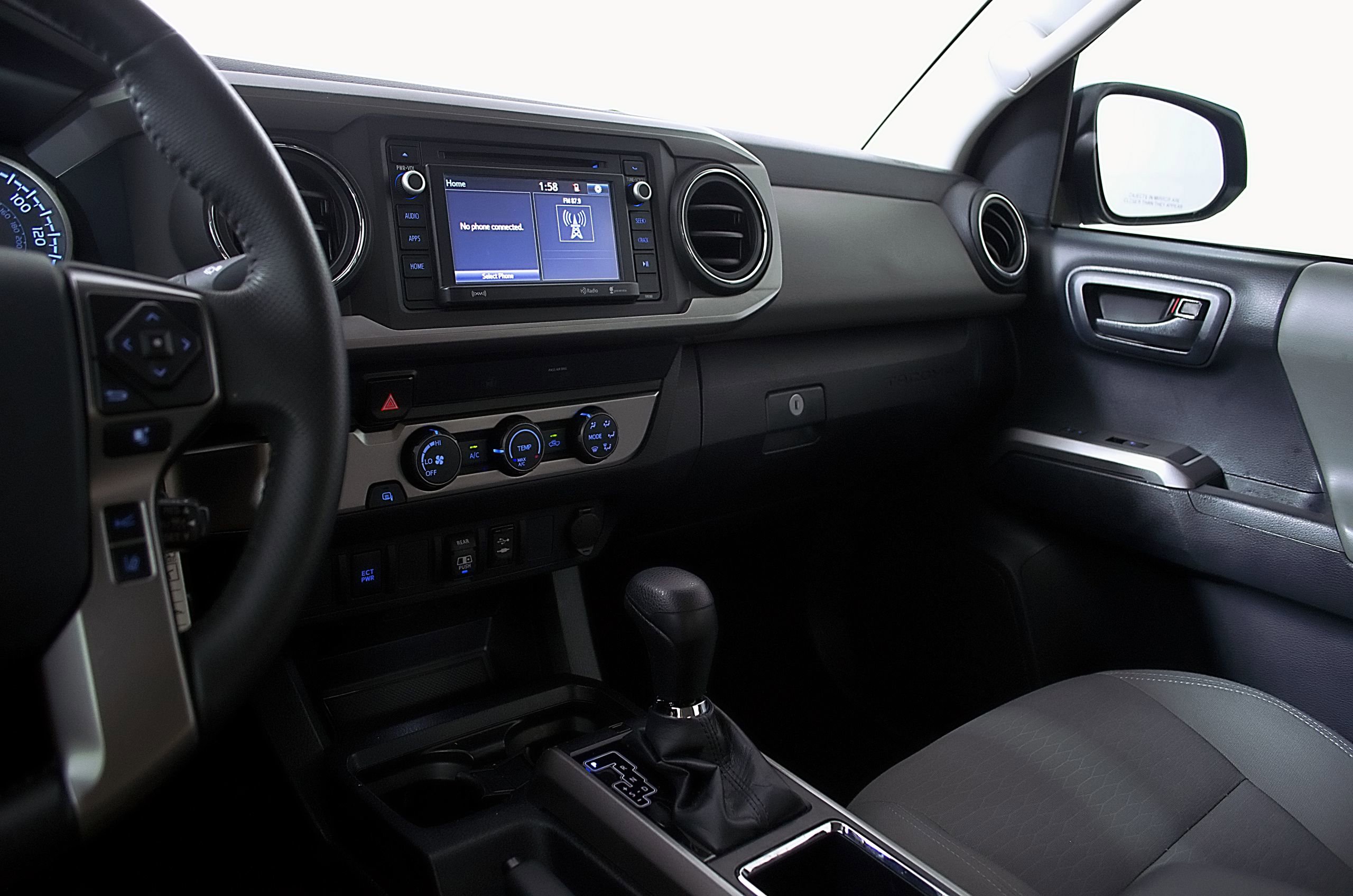 Used 2019 Toyota Tacoma SR5 RWD image 28