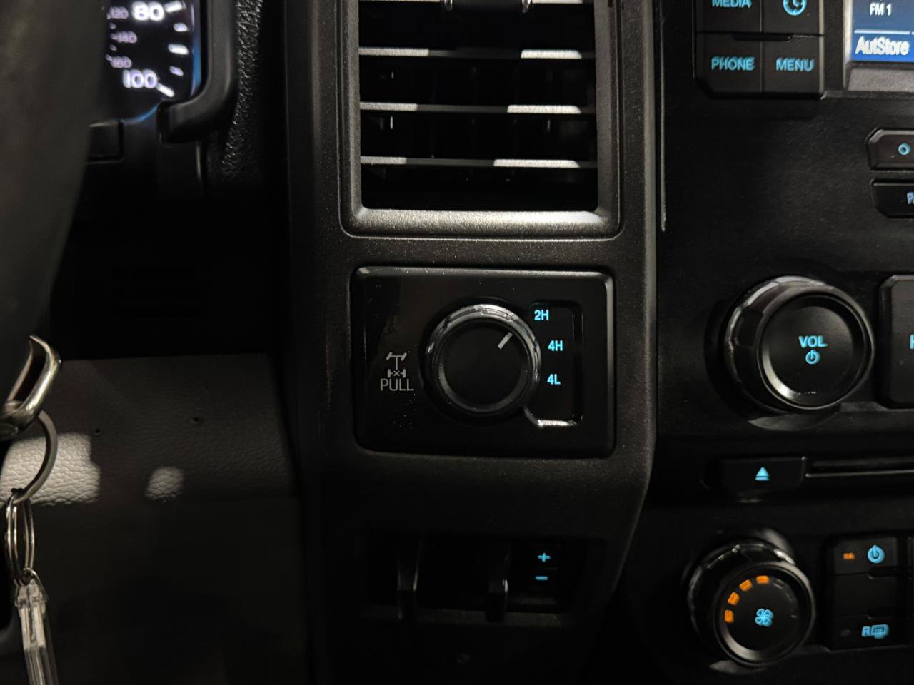 Used 2018 Ford F250 XL w/ Power Equipment Group AWD/4WD image 28