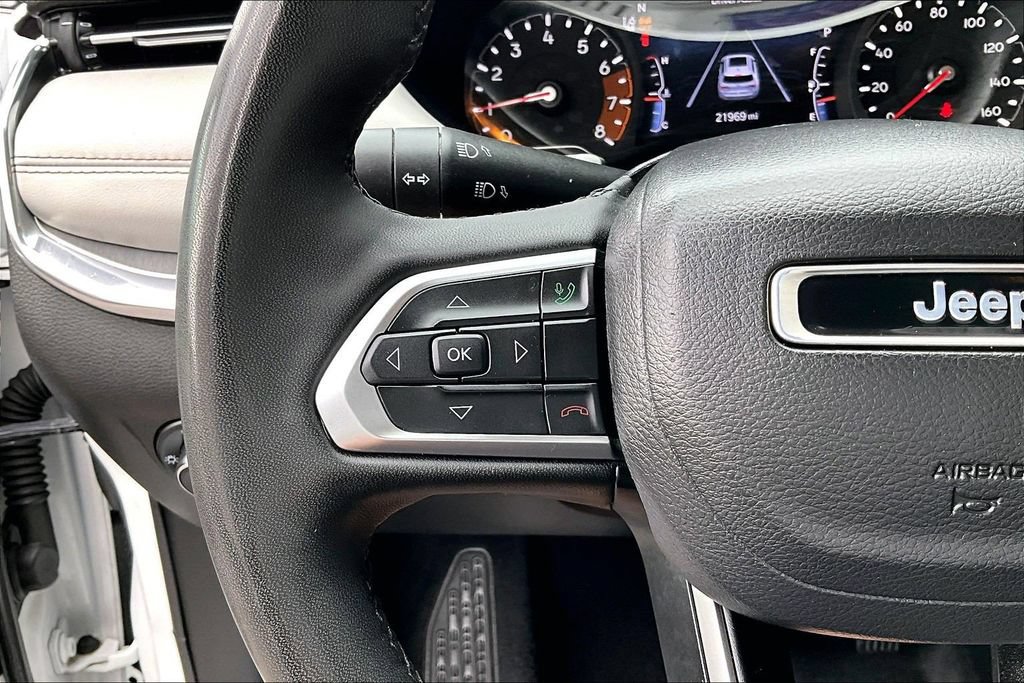 Used 2023 Jeep Compass Limited AWD/4WD image 17