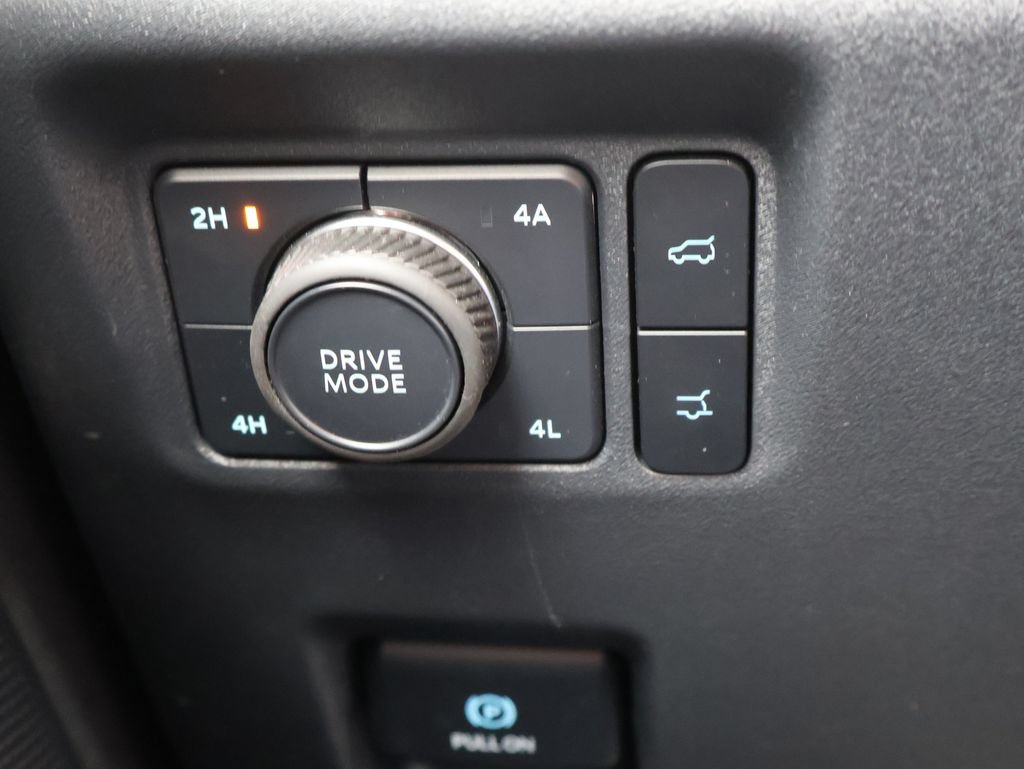 Used 2025 Ford Expedition Max Platinum AWD/4WD image 35