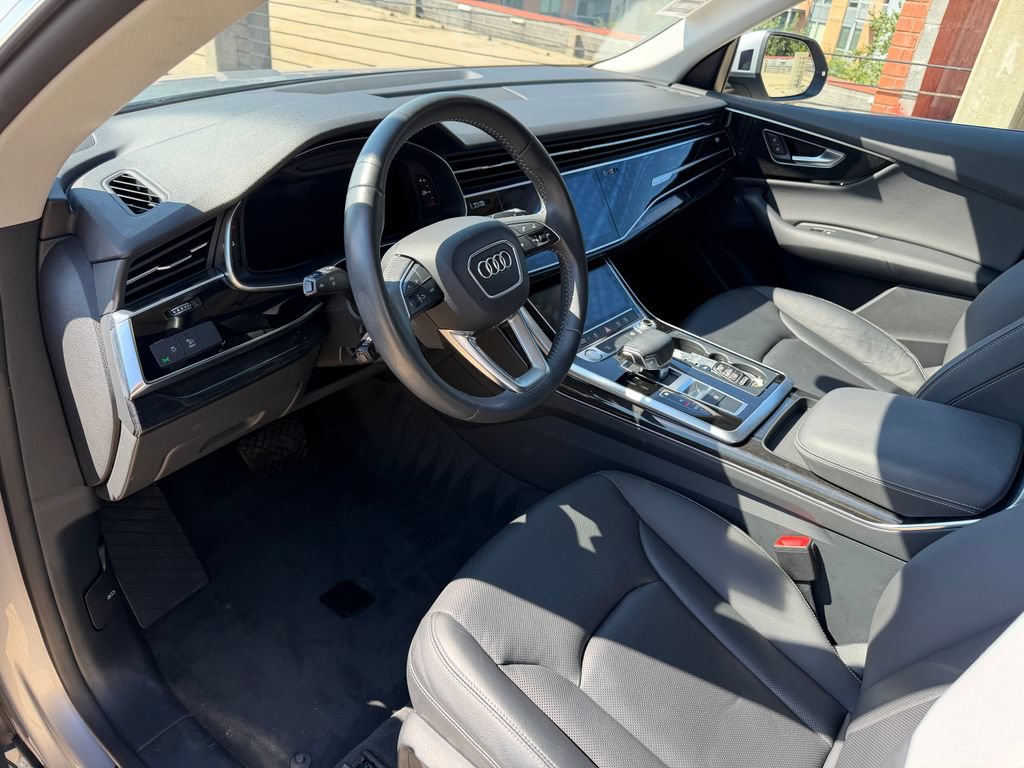 Used 2019 Audi Q8 Premium Plus AWD/4WD image 8