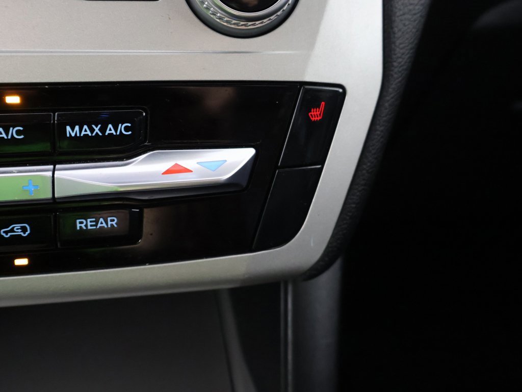 Used 2022 Ford Explorer XLT image 48