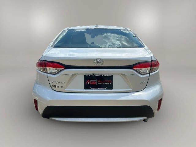 Used 2020 Toyota Corolla LE FWD image 6