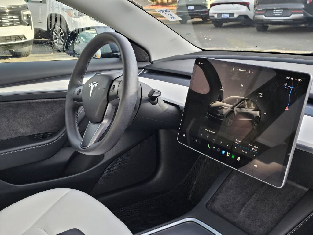 Used 2023 Tesla Model 3 Long Range AWD/4WD image 26